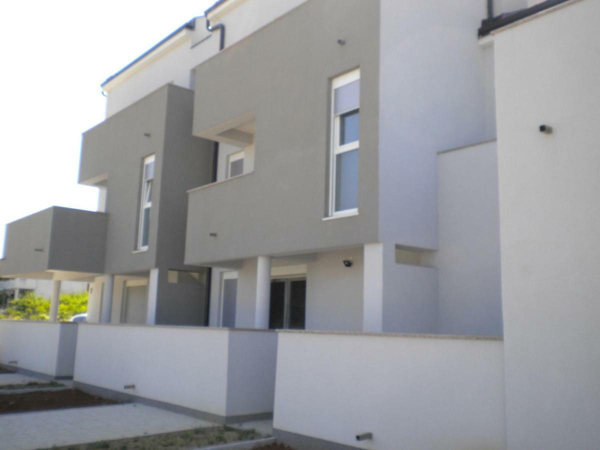 Apartments Venerea Nin Exterior foto